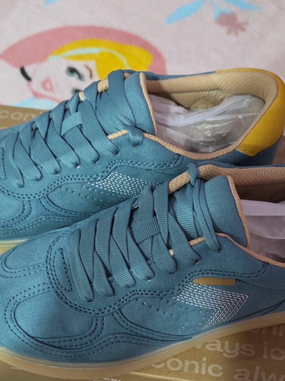 Dr. Scholl's Teal and Mustard Suede Casual Sneakers